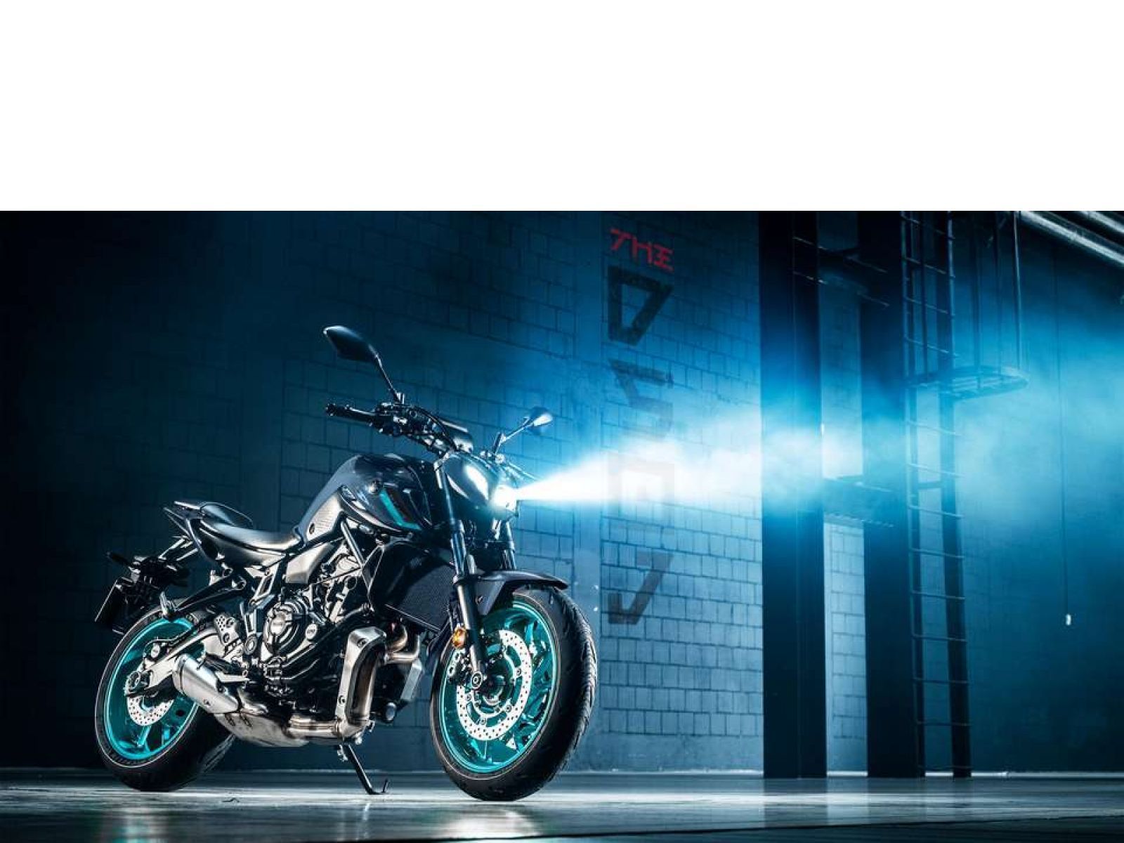 Мотоцикл YAMAHA MT-07 (Midnight Cyan) 2024